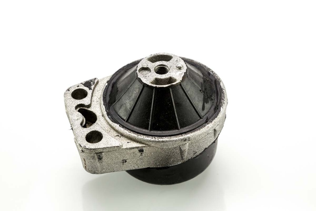 SOPORTE DE MOTOR FRONTAL DERECHO